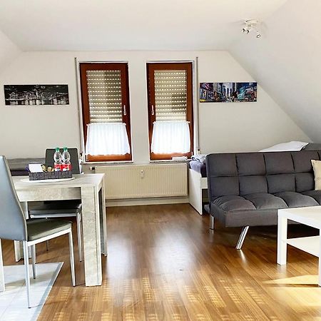 Schoenes 1 Zimmer Apartment Mit Dachterrasse グラウハウ エクステリア 写真