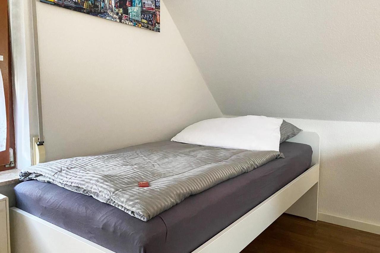 Schoenes 1 Zimmer Apartment Mit Dachterrasse グラウハウ エクステリア 写真