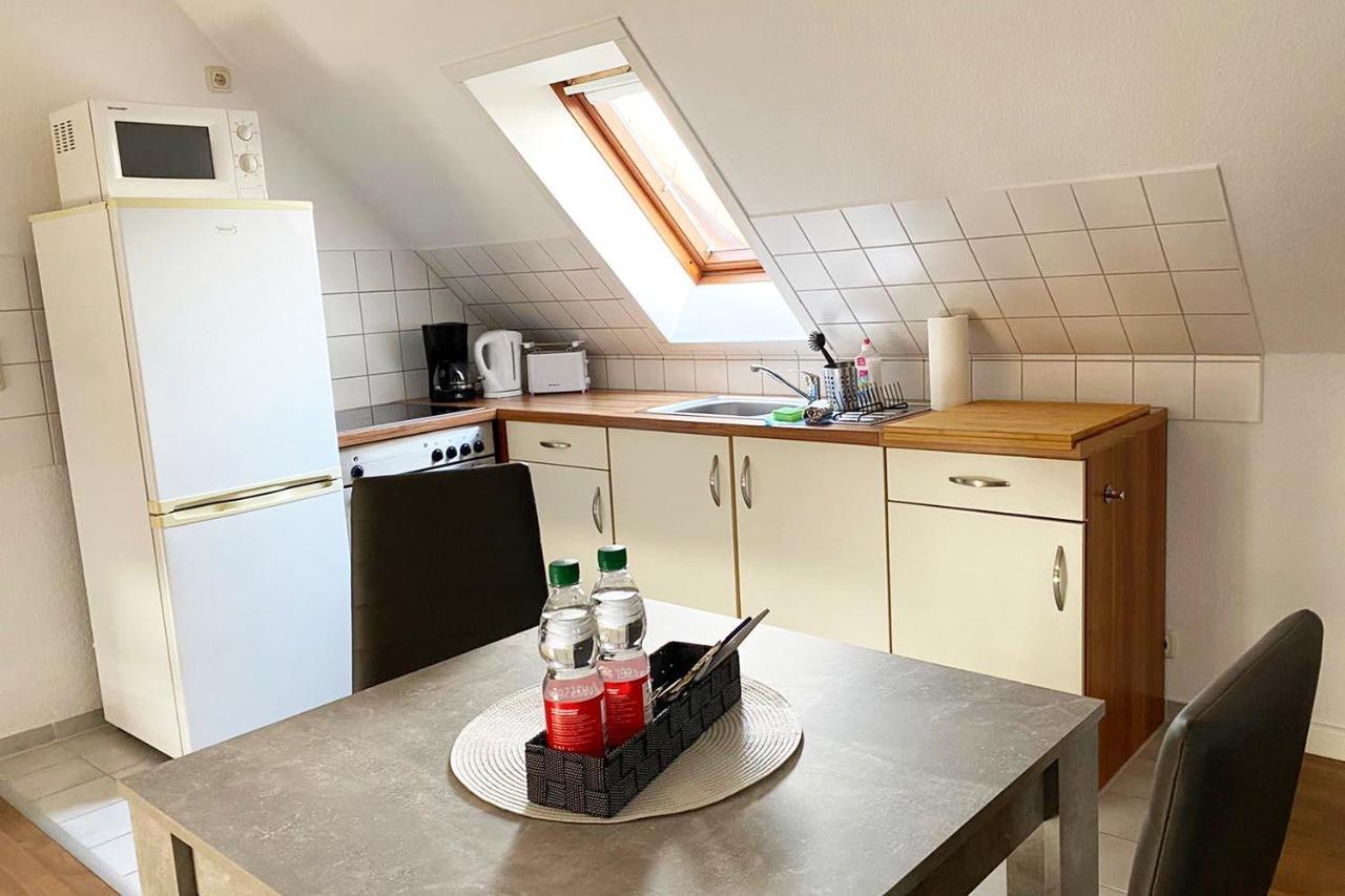 Schoenes 1 Zimmer Apartment Mit Dachterrasse グラウハウ エクステリア 写真